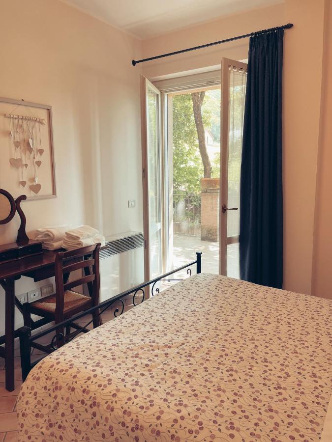 Residenze L'Alberata Pensionat Collazzone Eksteriør billede